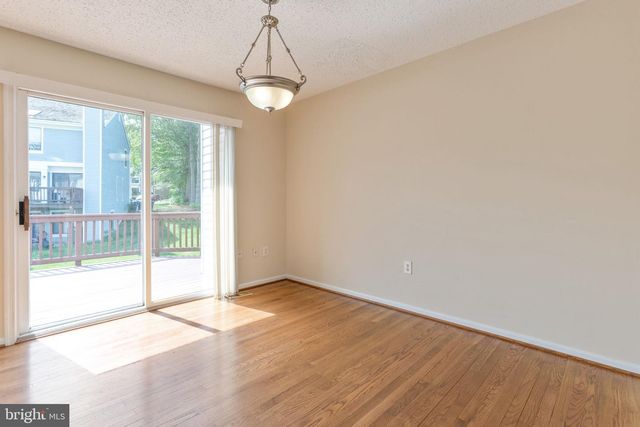 11557 HILL MEADE LN, Woodbridge, VA 22192