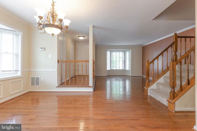 11557 HILL MEADE LN, Woodbridge, VA 22192
