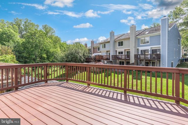 11557 HILL MEADE LN, Woodbridge, VA 22192