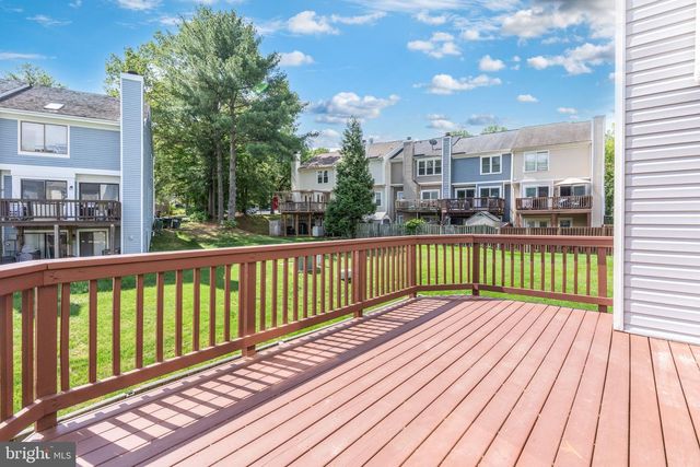 11557 HILL MEADE LN, Woodbridge, VA 22192