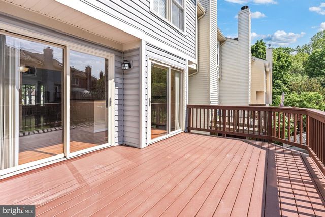 11557 HILL MEADE LN, Woodbridge, VA 22192