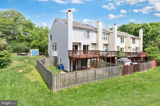 11557 HILL MEADE LN, Woodbridge, VA 22192
