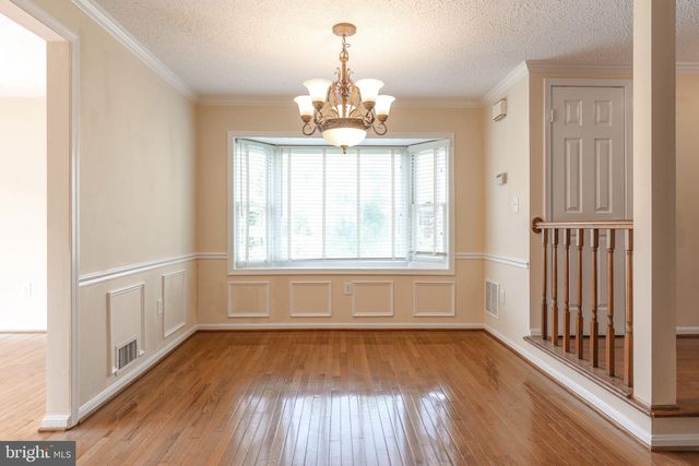 11557 HILL MEADE LN, Woodbridge, VA 22192