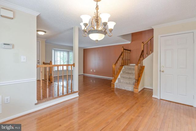 11557 HILL MEADE LN, Woodbridge, VA 22192