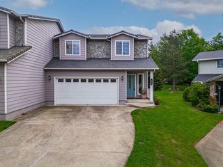 249 Meadow Drive, Ashland, OR 97520