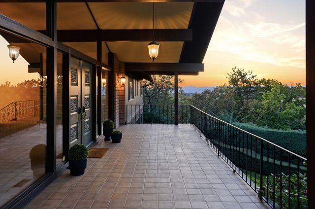 50 Mariposa Terrace, Medford, OR 97504