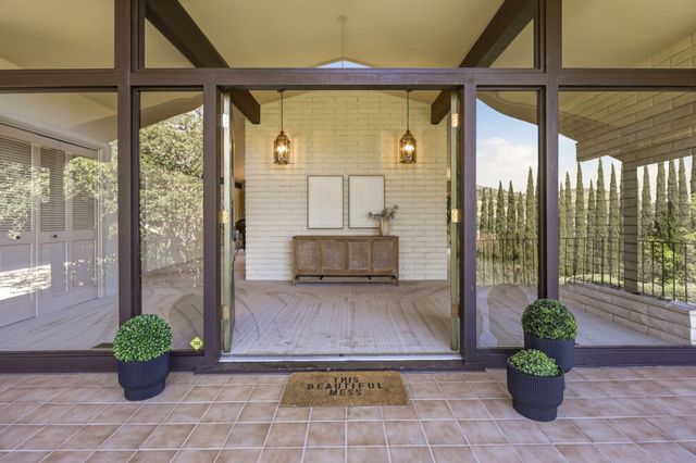 50 Mariposa Terrace, Medford, OR 97504
