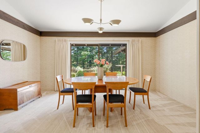 50 Mariposa Terrace, Medford, OR 97504