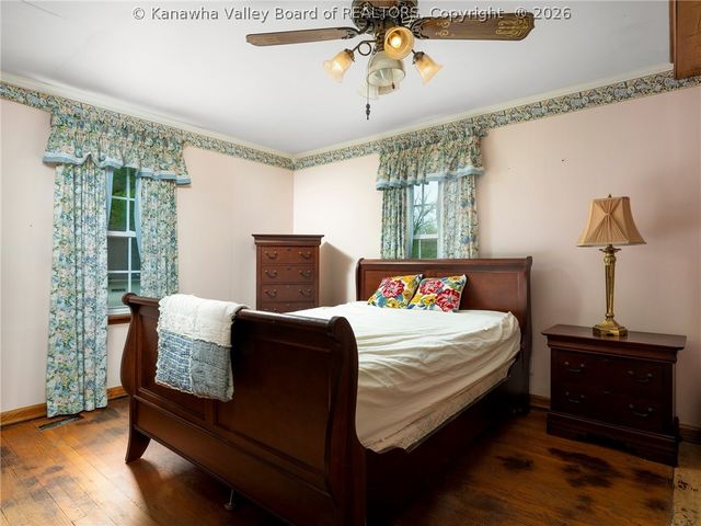 593 Garrison Avenue, Charleston, WV 25302