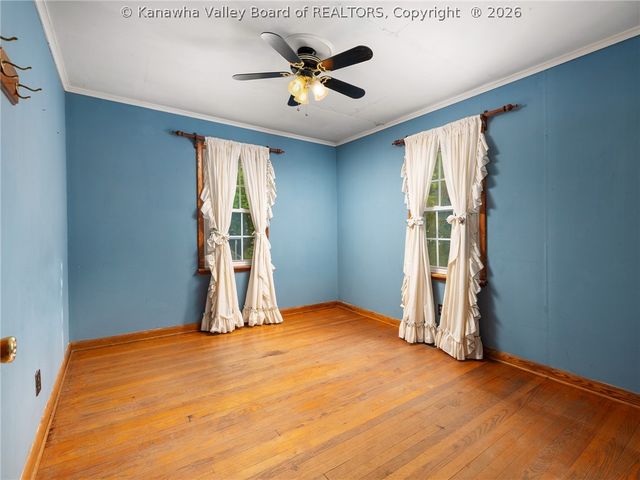 593 Garrison Avenue, Charleston, WV 25302