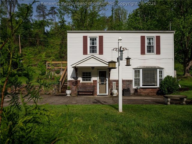 593 Garrison Avenue, Charleston, WV 25302