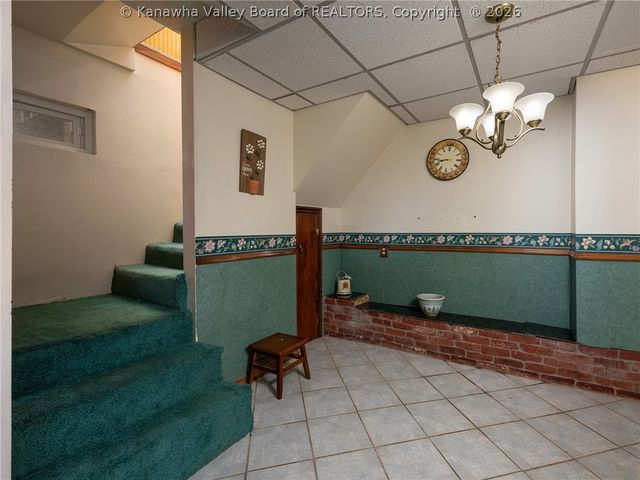 593 Garrison Avenue, Charleston, WV 25302