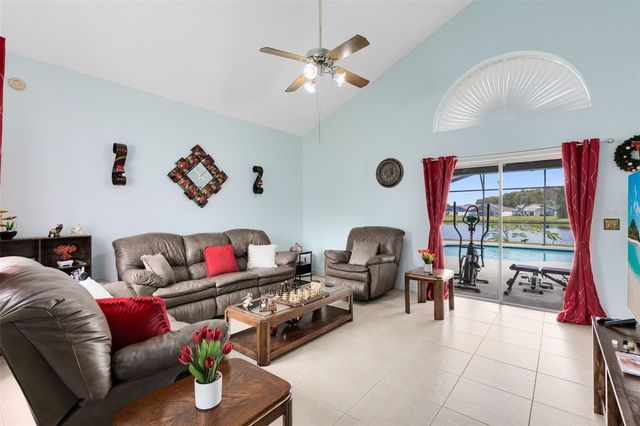 204 HIDDEN SPRINGS CIRCLE, Kissimmee, FL 34743