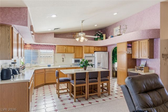 1611 Managua Drive, Las Vegas, NV 89123