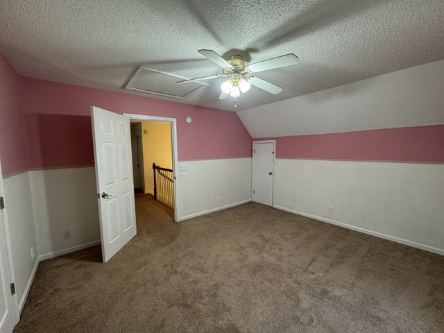 1872 Darlington Dr, Clarksville, TN 37042