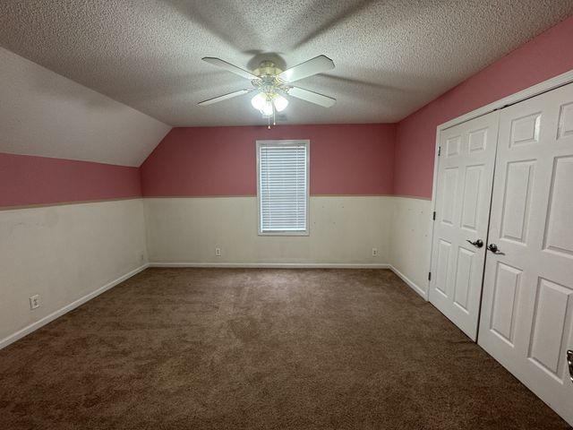 1872 Darlington Dr, Clarksville, TN 37042