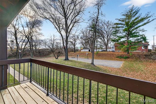 4294 Kay Lane 6, St Louis, MO 63123