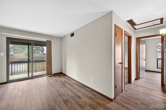 4294 Kay Lane 6, St Louis, MO 63123