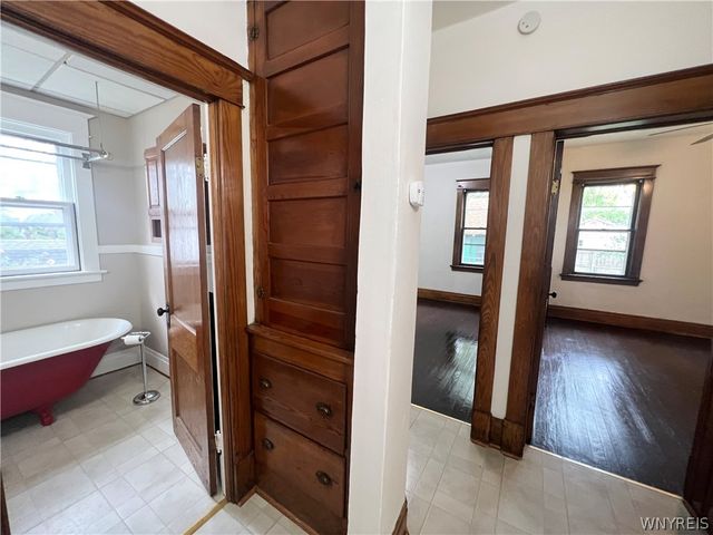 22 Edgewood Avenue, Buffalo, NY 14220