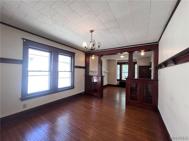 22 Edgewood Avenue, Buffalo, NY 14220