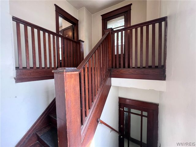 22 Edgewood Avenue, Buffalo, NY 14220