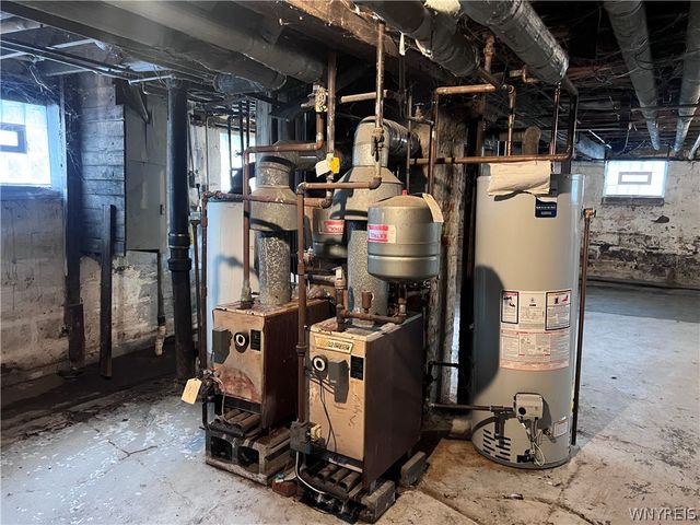 22 Edgewood Avenue, Buffalo, NY 14220