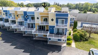 23 Diamond Point Lane, New Buffalo, MI 49117