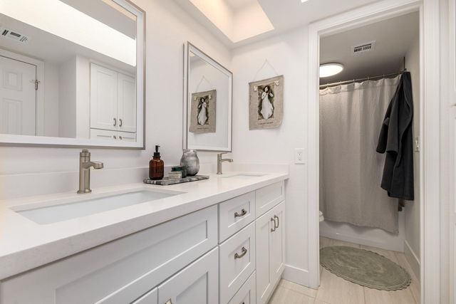 5002 E Siesta Drive Unit 1, Phoenix, AZ 85044