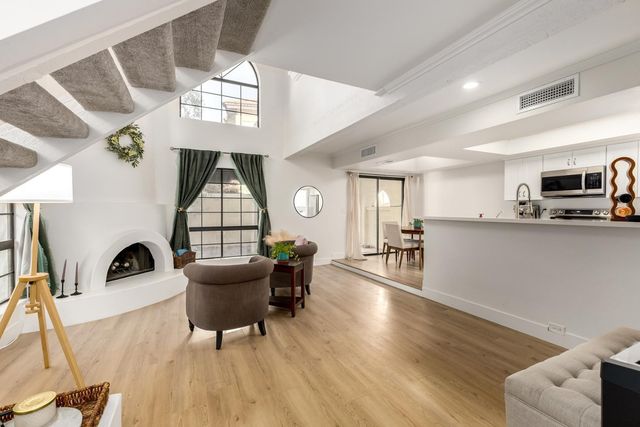 5002 E Siesta Drive Unit 1, Phoenix, AZ 85044