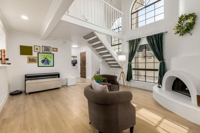 5002 E Siesta Drive Unit 1, Phoenix, AZ 85044