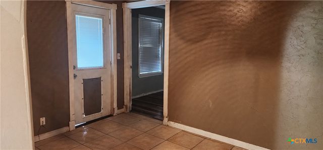 604 Davis Street, Edna, TX 77957