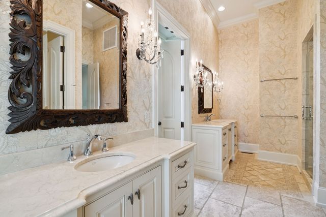 1011 Gateway Ln, Nashville, TN 37220