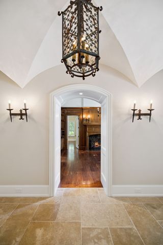 1011 Gateway Ln, Nashville, TN 37220