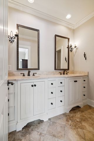 1011 Gateway Ln, Nashville, TN 37220