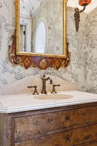 1011 Gateway Ln, Nashville, TN 37220