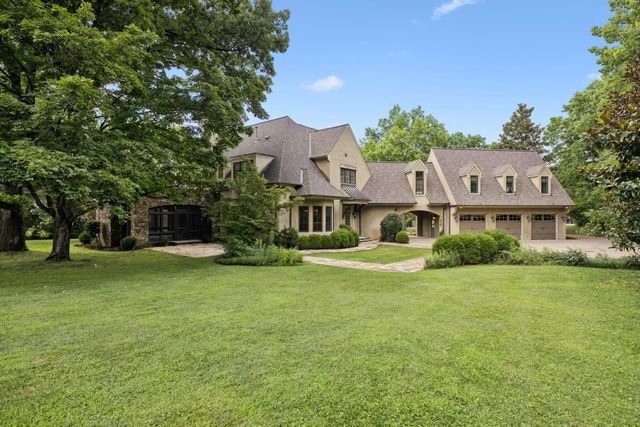 1011 Gateway Ln, Nashville, TN 37220