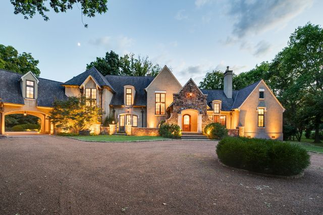 1011 Gateway Ln, Nashville, TN 37220