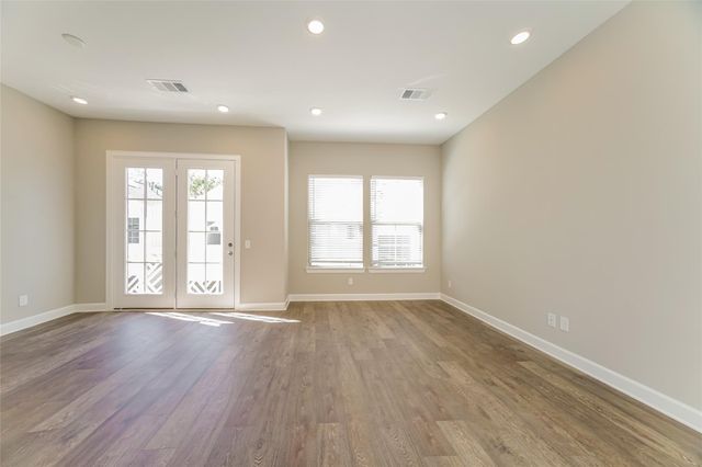 5106 Royal Heath Drive, Houston, TX 77018