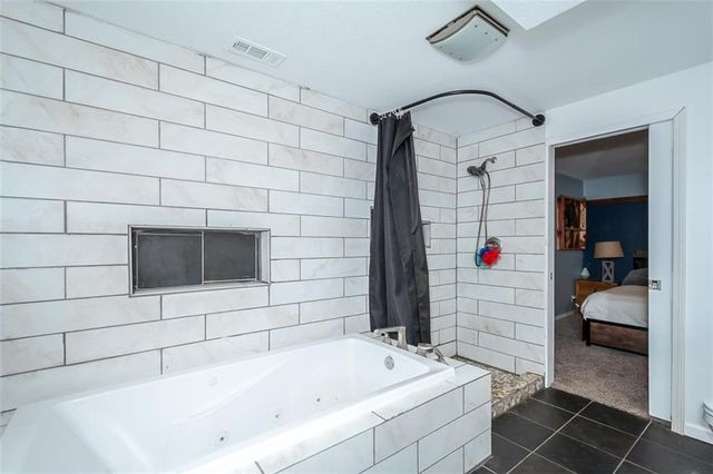 4006 Thomas Road, Wellsville, KS 66092