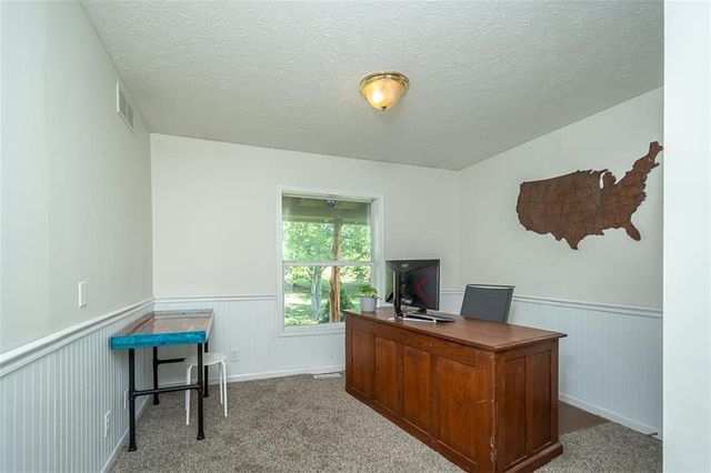 4006 Thomas Road, Wellsville, KS 66092