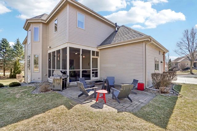 9706 Sandhill Road, Middleton, WI 53562