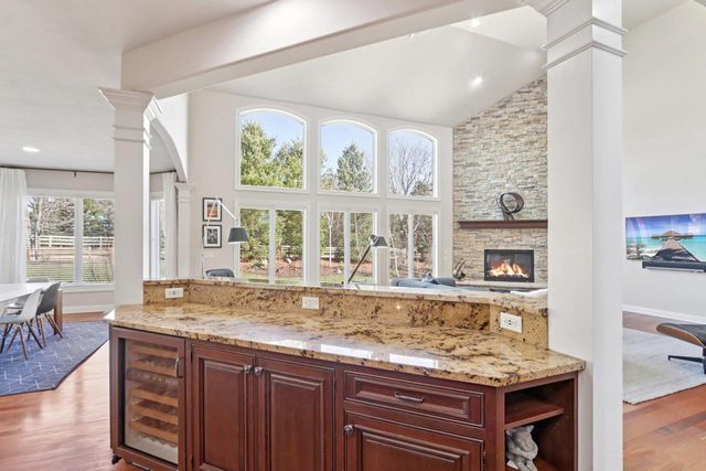 9706 Sandhill Road, Middleton, WI 53562