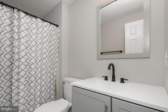 125 CUMBERLAND CIR, Locust Grove, VA 22508