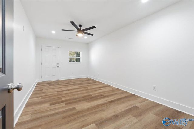 6404 Old Madison Pike NW, Huntsville, AL 35806