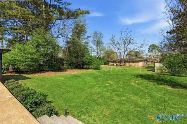 6404 Old Madison Pike NW, Huntsville, AL 35806