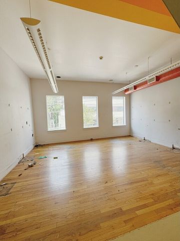 209 S Craig St, Oakland, PA 15213