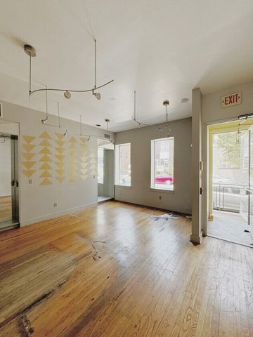 209 S Craig St, Oakland, PA 15213