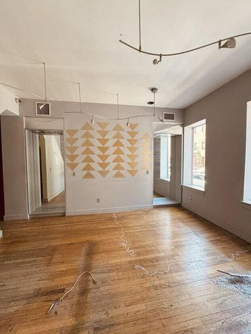 209 S Craig St, Oakland, PA 15213