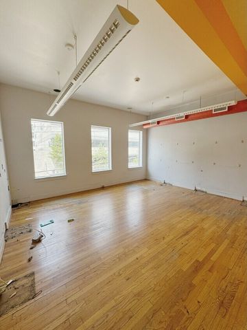 209 S Craig St, Oakland, PA 15213
