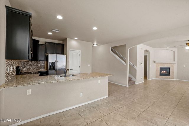 3836 LOMA CRISTOBAL, El Paso, TX 79938